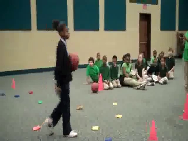 Hot Shot Basketball | peuniverse.com